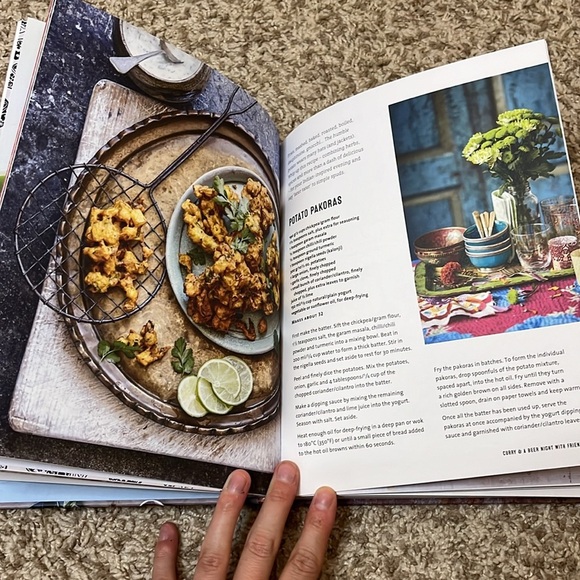 Big Night In : Delicious Themed Menus To Cook & Eat At Home Cookbook - Picture 6 of 8